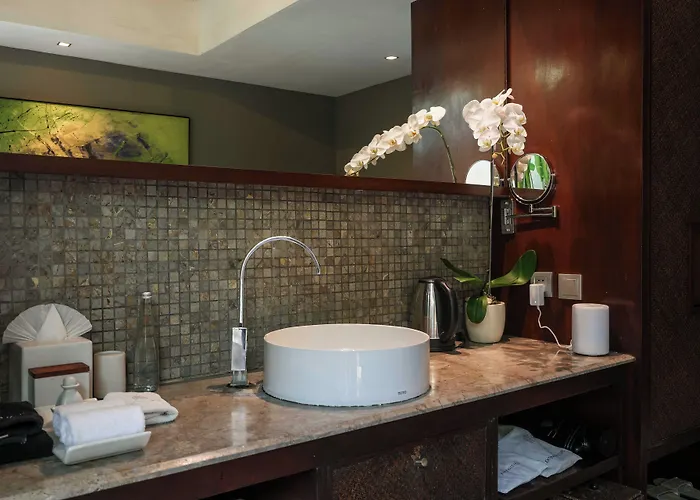 Villa The Amala Boutique Retreat *